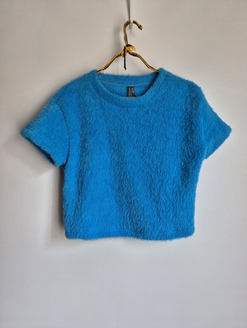 Anthropologie Y2K Baby Tee Fuzzy Short Sleeve Knit Blue Crop Sweater Size Medium